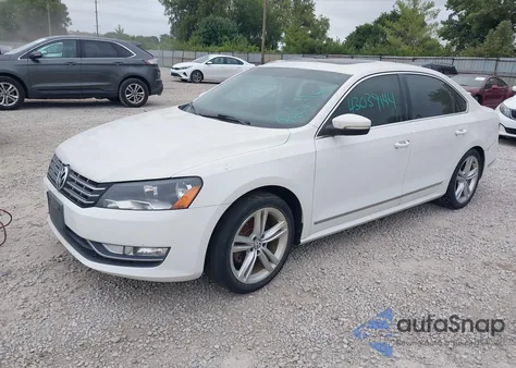 2015 Volkswagen Passat 2.0L Tdi Sel Premium from USA, damaged, VIN 1VWCV7A38FC013311